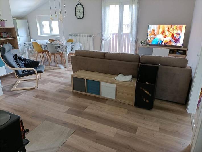 Appartamento per 8 persone, con Balcone e Terrazza nonché Giardino e Panorama a Castione della Presolana