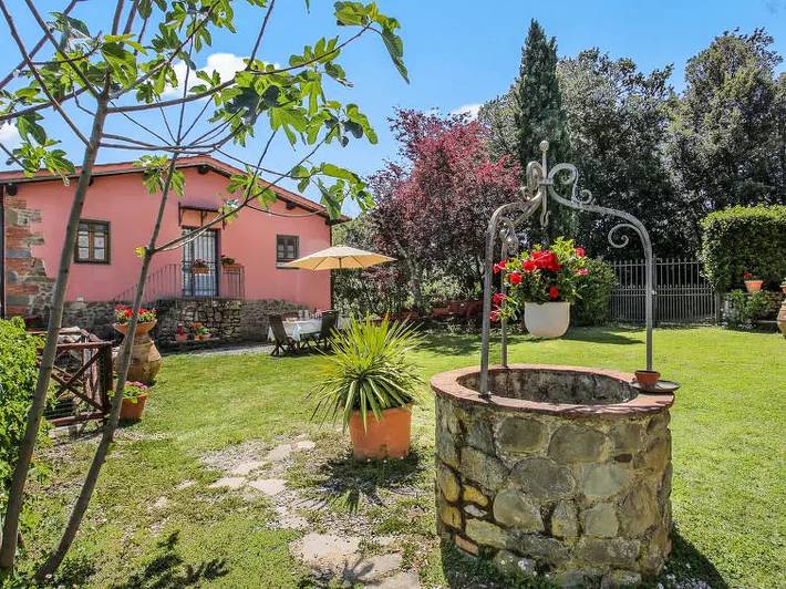 Villa pour 4 personnes, avec jardin et piscine à Montevarchi