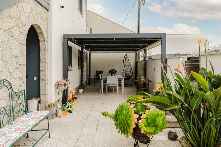 Casa de vacaciones 'Casa De Férias' con terraza compartida, jardín compartido y Wi-Fi in Apúlia, Parque Natural do Litoral Norte