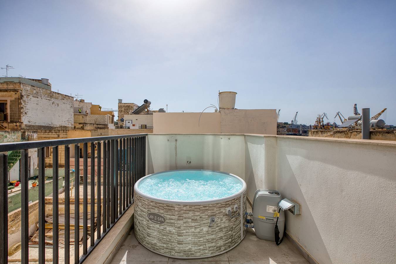 Ganze Wohnung, Ferienwohnung für 3 Personen mit Balkon in Cospicua, Insel Malta