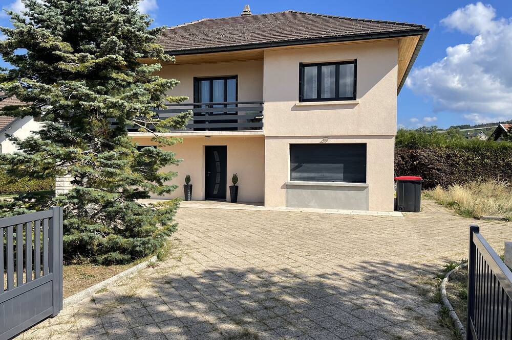 La Villa De Hauteville in Plateau d'Hauteville, Belley