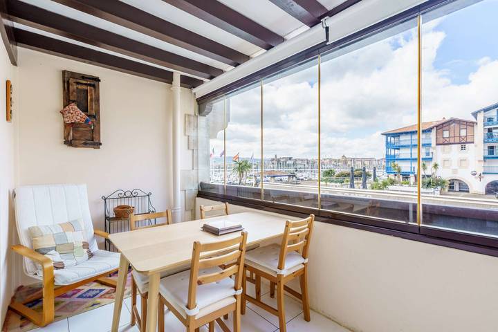 Appartement de vacances pour 4 personnes, avec terrasse