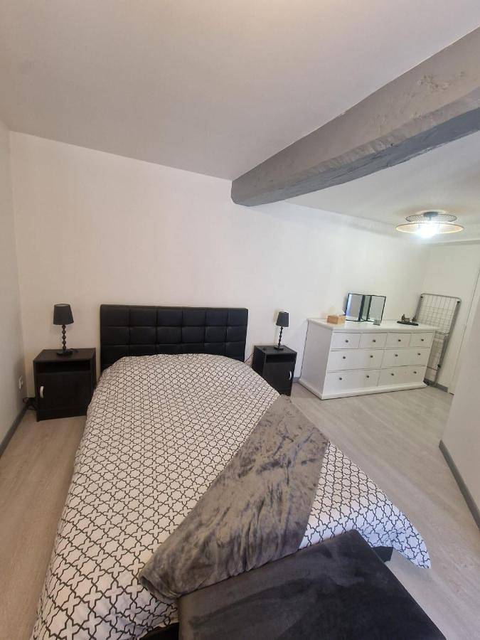 Gîte pour 4 personnes dans Montholon