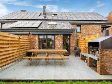 Gîte pour 8 personnes, avec jardin et terrasse dans Lessive