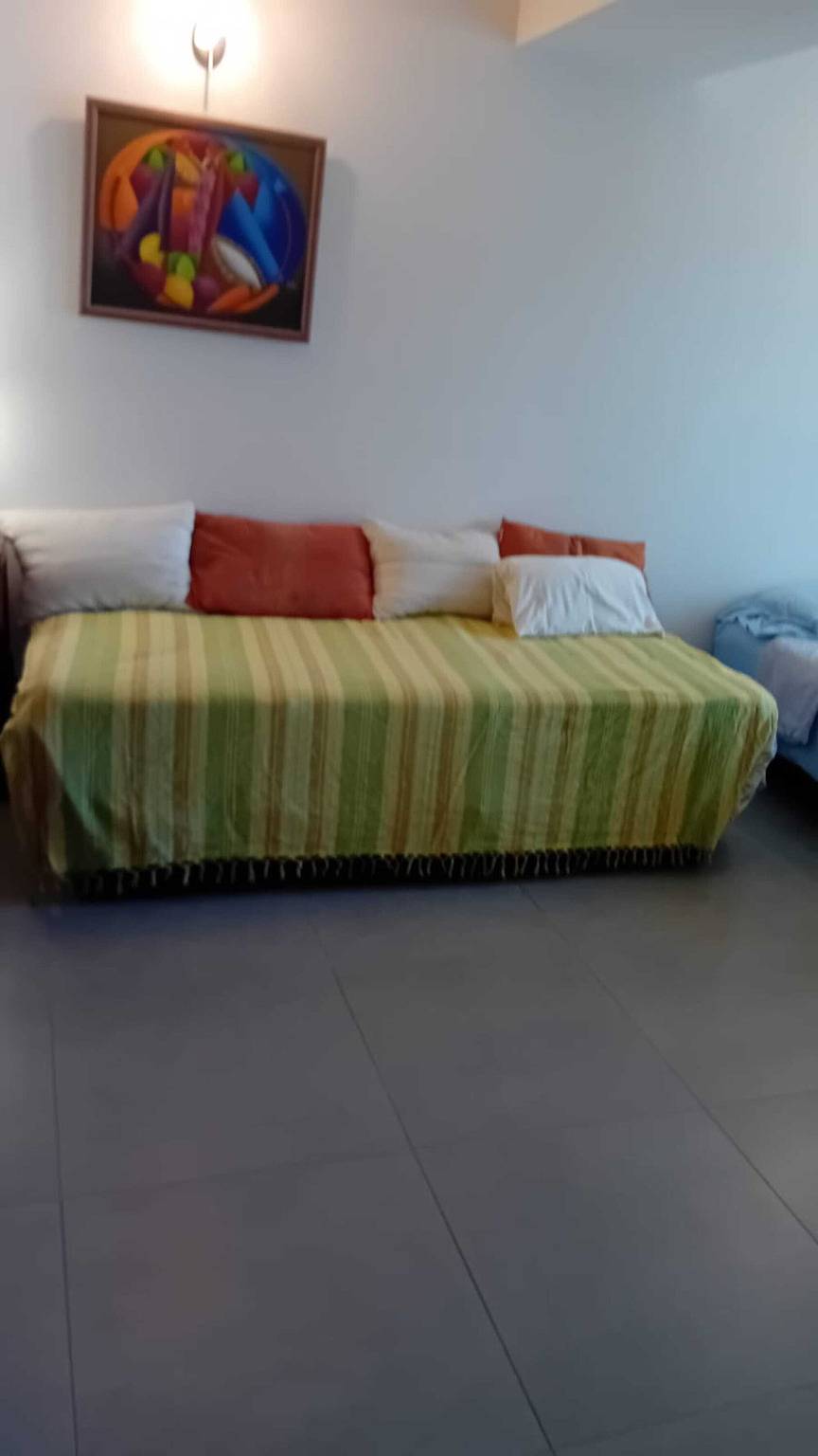 Apartamento entero, Apartamento 'Bel Appartement Spacieux' con vistas al mar, Wi-Fi y aire acondicionado in La Côte Vermeille, Port-Vendres
