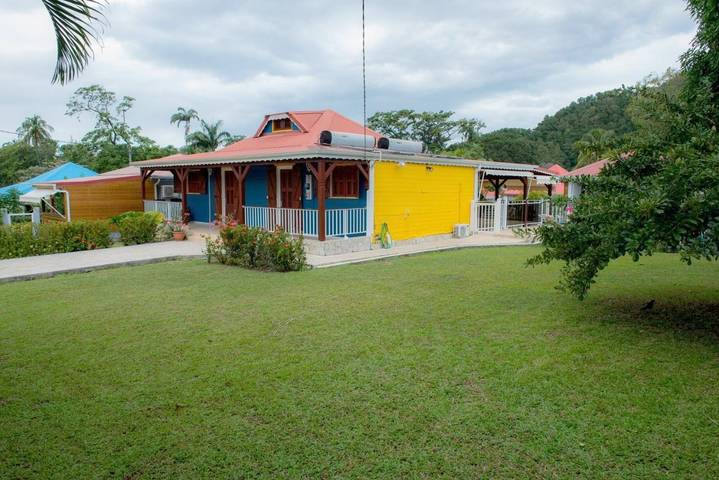 Location de vacances pour 6 personnes, avec jardin dans Plage de Grande Anse - 2