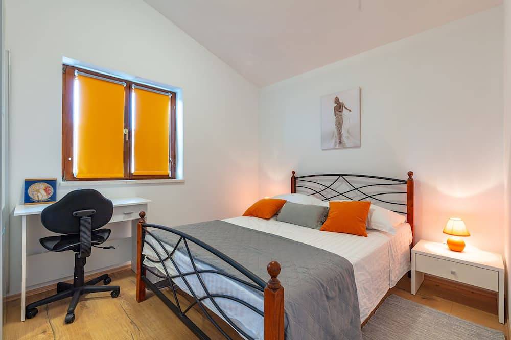 Avslappende fredelig hus med spektakulær utsikt over Split in Klis, Split-Dalmatia