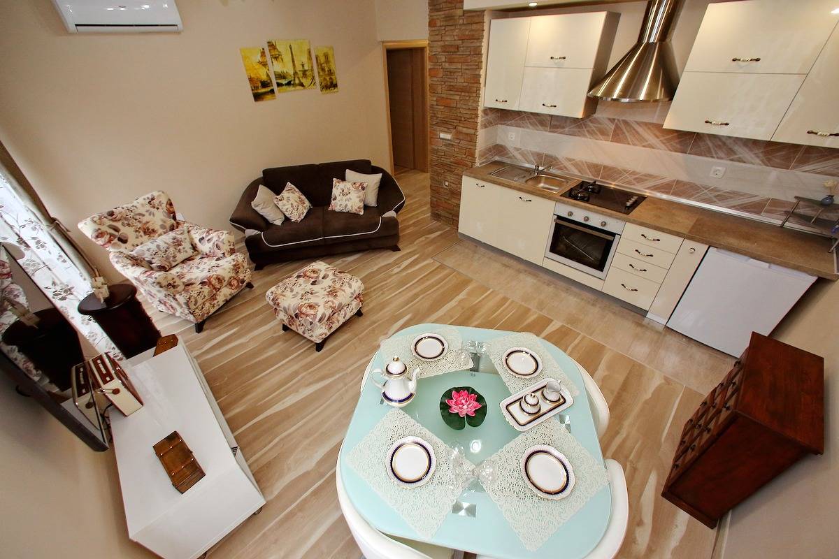 Cijeli apartman, Few steps from the center - new and modern apartment for 4 persons in Grad Zadar, Zadar (Opcina)