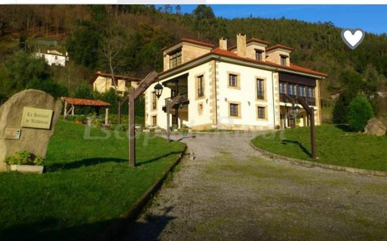 Casa rural para 30 personas, con Balcón y Terraza además de Jardín y Vistas en Pruneda