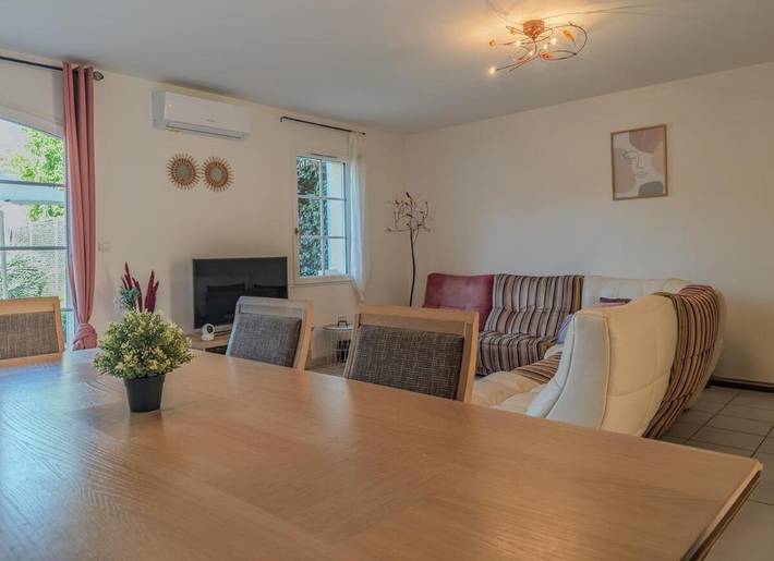 Location de vacances pour 6 personnes, avec terrasse et piscine à Collobrières - 4