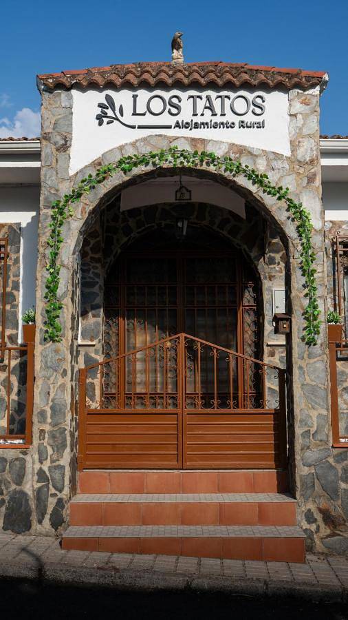 Casa rural para 18 personas, con Terraza y Jardín además de Piscina y Vistas en Colomera - 2