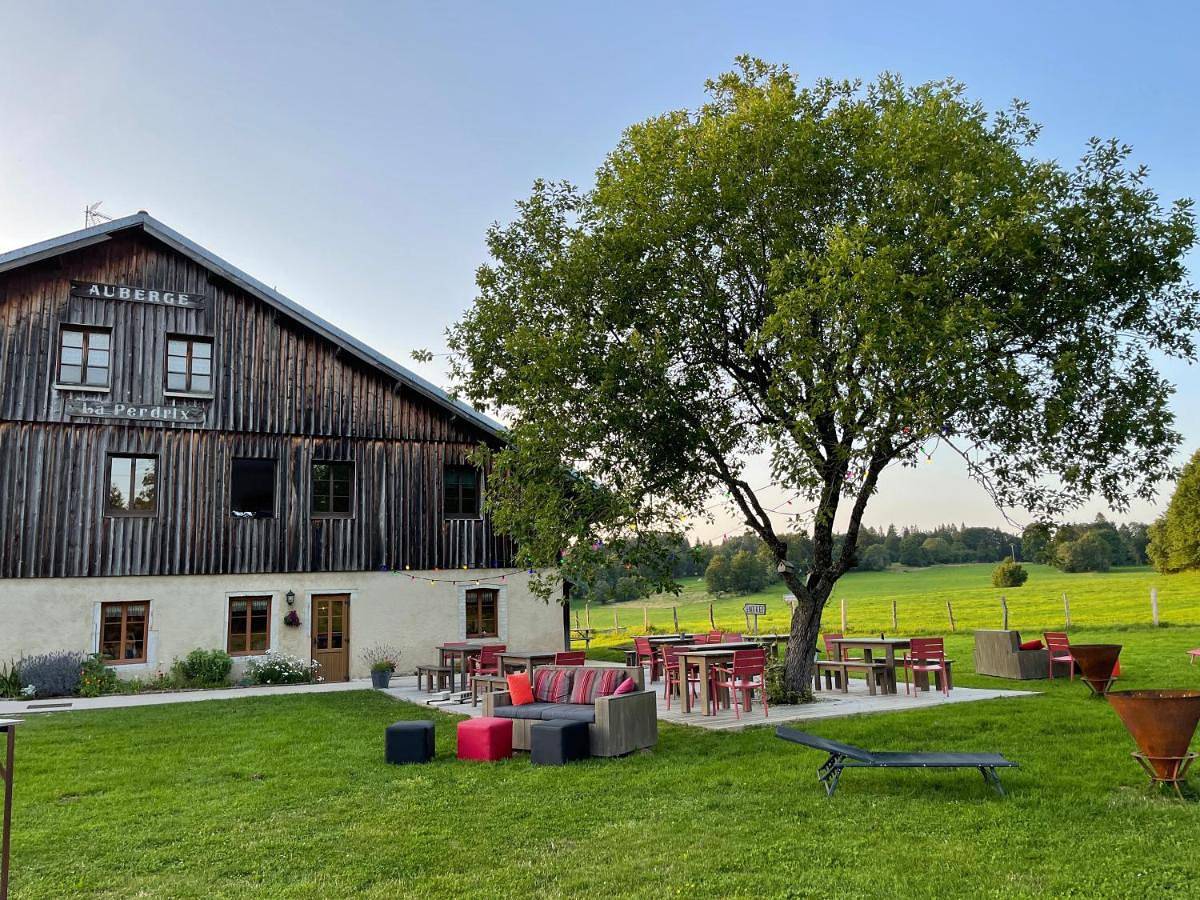 Auberge de la Perdrix in Hauterive-la-Fresse, Jura Francais