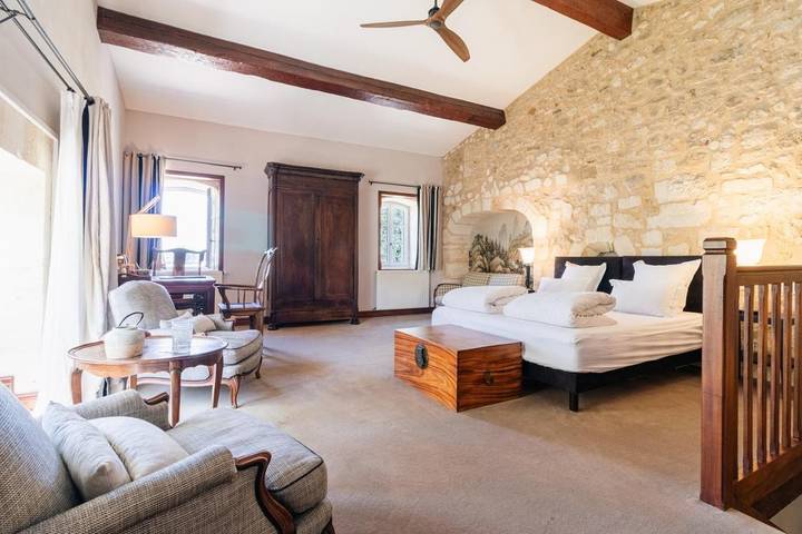 Chambre d’hôte pour 2 personnes, avec Terrasse ainsi que Jardin et Piscine à Lugon-et-l'Île-du-Carnay
