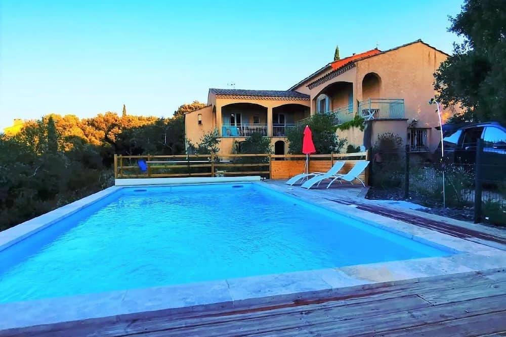 Villa Fleurie in Saint-Siffret, Nimes en omgeving