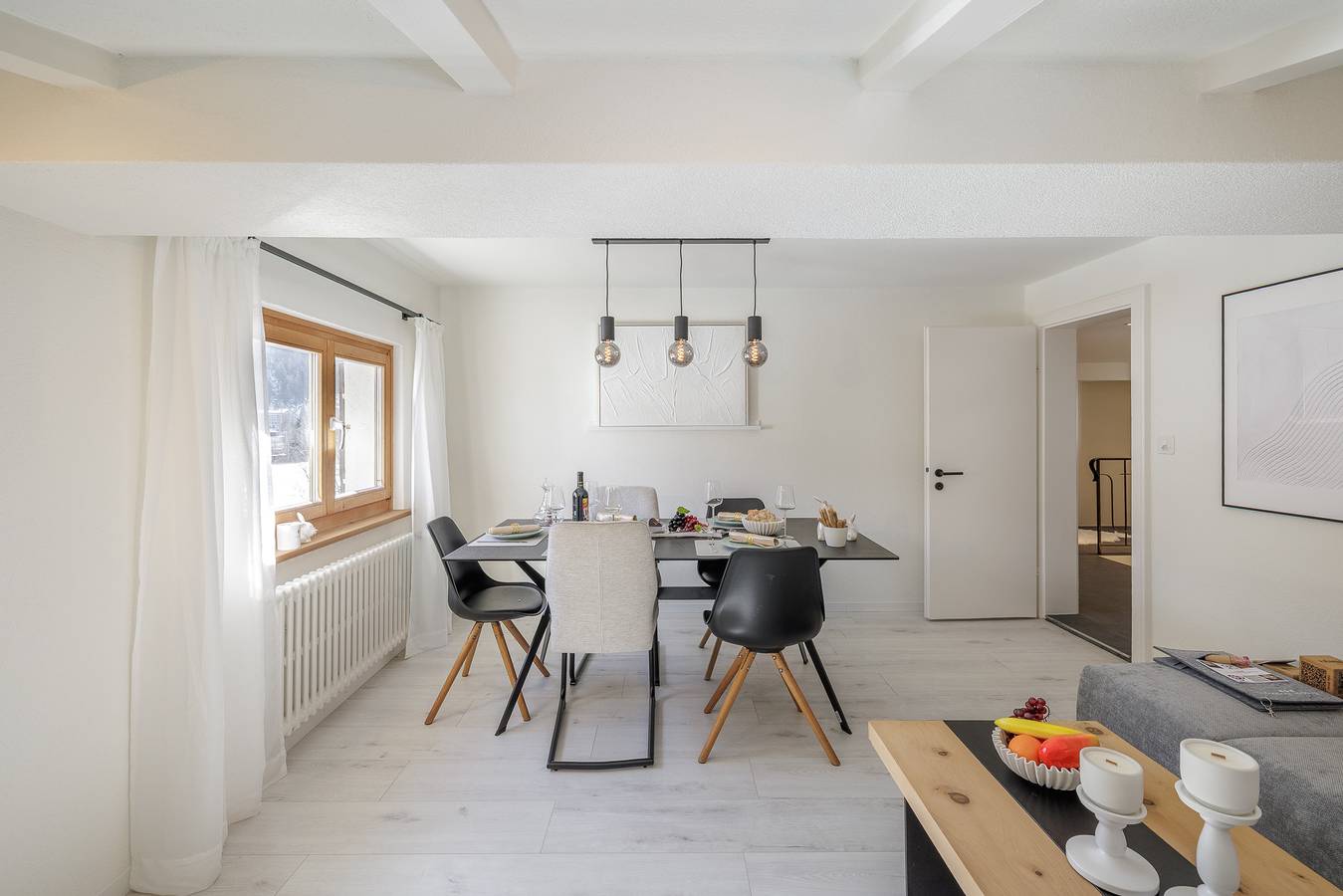 Entire apartment, Bergjuwel Aura - Charming holiday flat with a warm atmosphere and quality facilities in Scuol, Lower Engadine