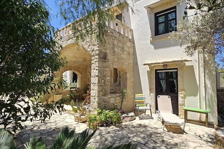 Villa für 5 Personen, mit Garten und Balkon - 1