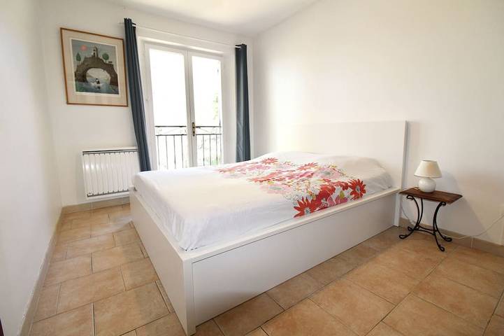 Location de vacances pour 6 personnes, avec jardin à La Verdière - 3