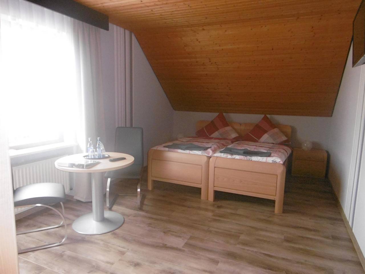 Tweepersoonskamer, douche, Wc in Morbach, Bernkastel-Kues en Omgeving
