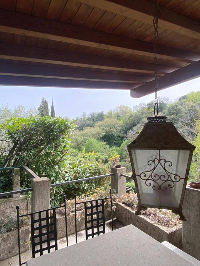 Villa per 4 persone, con Balcone e Terrazza nonché Giardino e Panorama a Viterbo