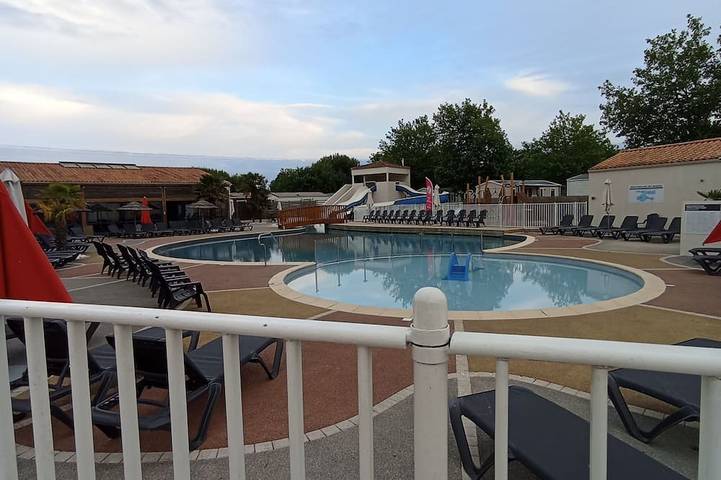 Camping pour 6 personnes à Talmont-Saint-Hilaire - 4