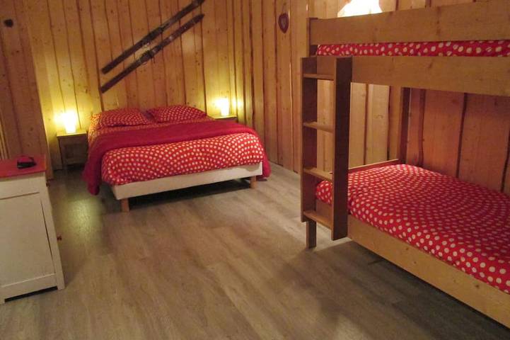 Gîte pour 6 personnes, avec terrasse à Sapois - 4