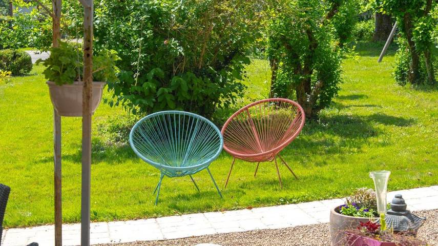 Location de vacances pour 2 personnes, avec vue ainsi que terrasse et jardin, animaux acceptés à Montesquiou - 4