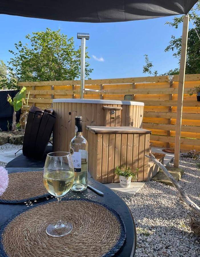 Tente pour 2 personnes, avec jardin et jacuzzi en Charente-Maritime - 3