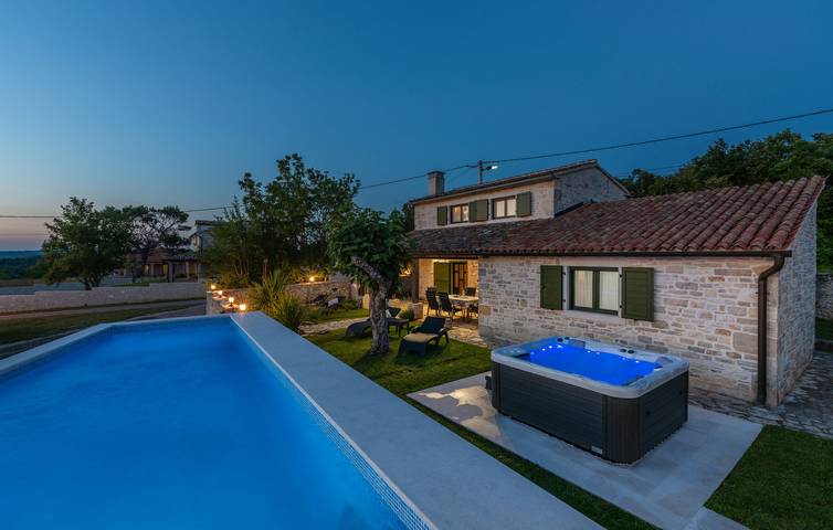 Ferienhaus für 6 Personen, mit Whirlpool - 1