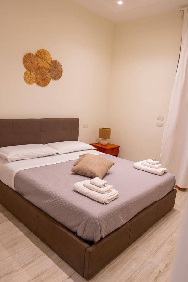 Appartamento per 4 persone, con piscina e panorama nonché giardino, adatto a famiglie con bambini a Torre a Mare