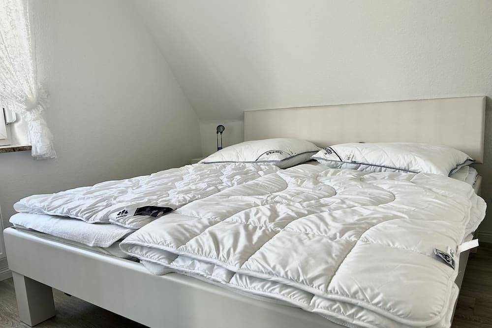 Ganze Wohnung, Apartment with a view of the dyke for up to 4 people. -Turquoise in Büsum, Dithmarschen