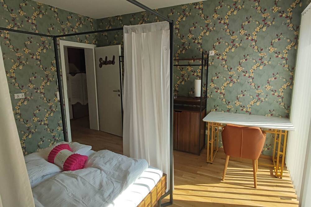 Villa Barta am See + Salzkammergut erleben in Salzkammergut-Berge, Traunkirchen