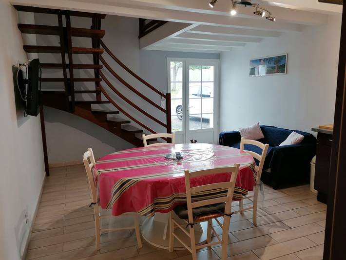 Gîte pour 3 personnes, avec terrasse et jardin, animaux acceptés à Hasparren - 2
