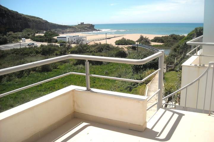 Casa de férias para 6 pessoas, com jardim e varanda e ainda piscina em Encarnação