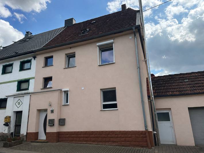 Ganze Ferienwohnung, Nie kostenfrei stornierbar in Sankt Wendel, Saar-Nahe-Bergland