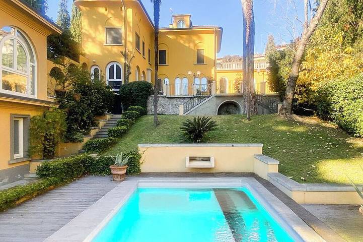 Ferienhaus für 10 Personen in Gardone Riviera