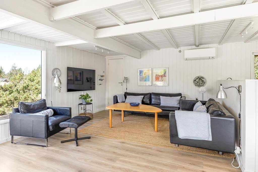 Gut eingerichtetes Ferienhaus über 2 Etagen in Blåvand in Blavand, Varde