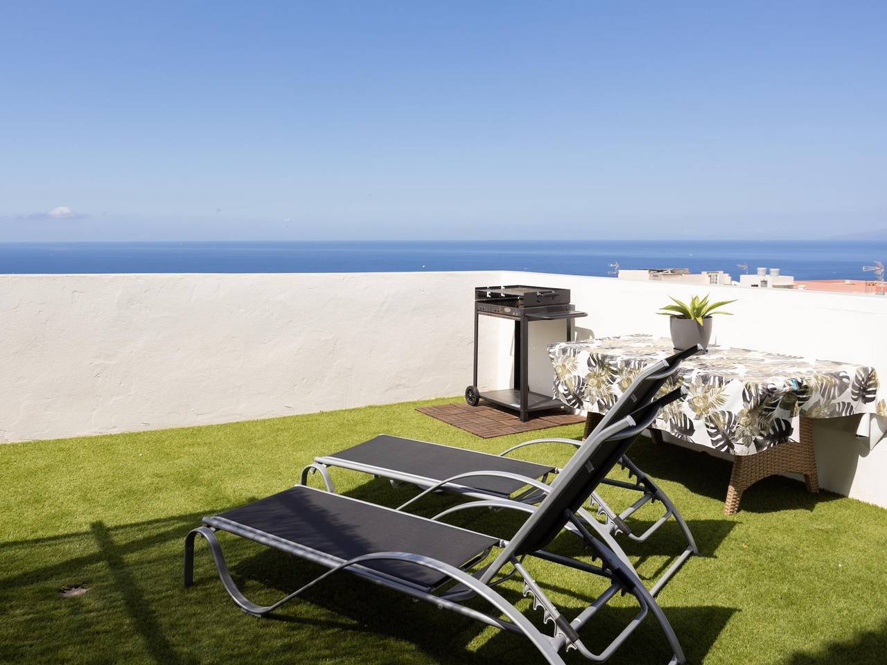 Appartement de vacances entier, Penthouse Confortable Avec Vue Sur La Mer in Adeje, Tenerife du Sud