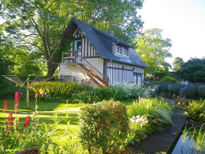 Location de vacances pour 5 personnes, avec Terrasse ainsi que Jardin et Vue à Fatouville-Grestain