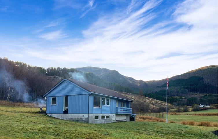 Ferienhaus für 5 Personen, mit Terrasse und Garten in Aure