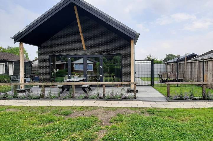 Ferienhaus für 6 Personen, mit Sauna und Garten sowie Whirlpool in Dirkshorn