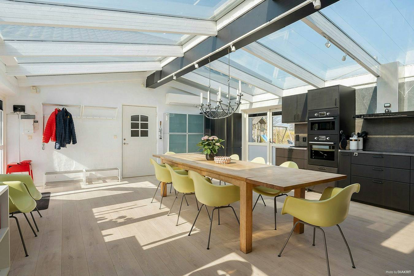 Semesterhus vid stranden i Kyhlstrand in Österlen