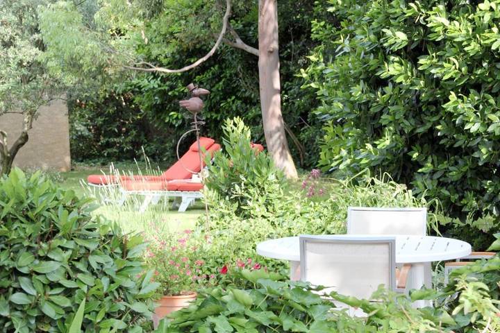 Gîte pour 2 personnes, avec Balcon et Terrasse ainsi que Jardin et Piscine à Nissan-lez-Enserune - 4