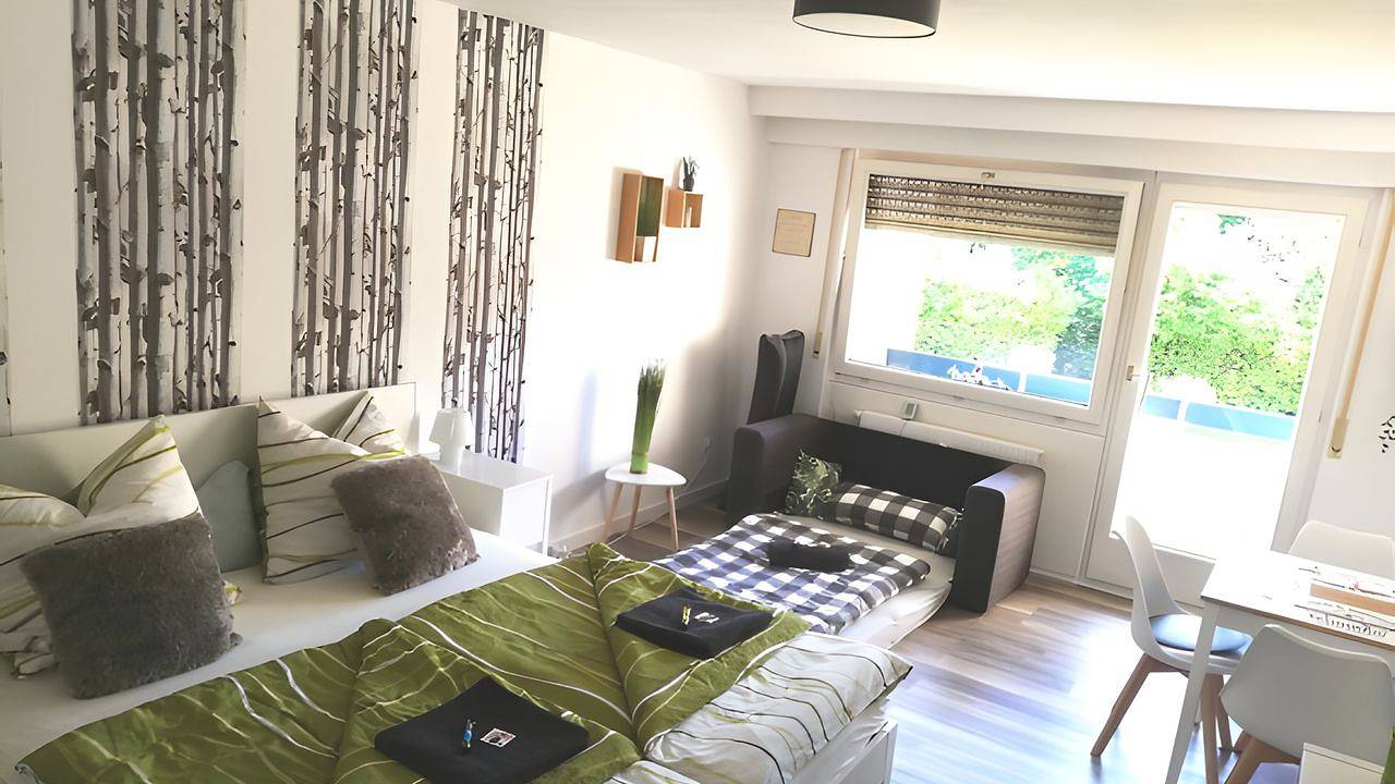 Ganze Ferienwohnung, Ferienwohnung für 2 Personen (32 m²) in Bad Urach in Bad Urach, Albsteig Etappe 9