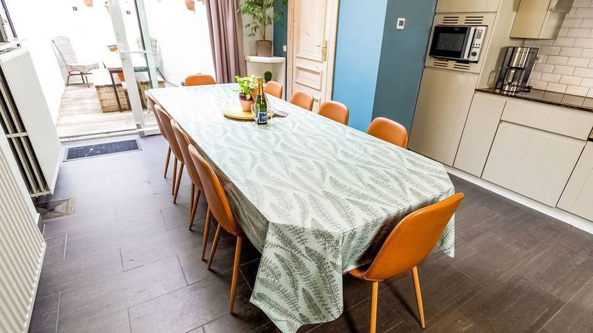 Location de vacances pour 11 personnes, avec jardin à Bruges - 3