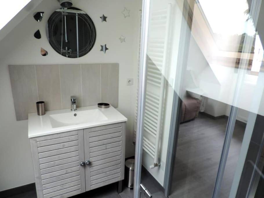 Gîte composé de 2 maisons avec cheminée et sauna in Houdetot, Région de Dieppe