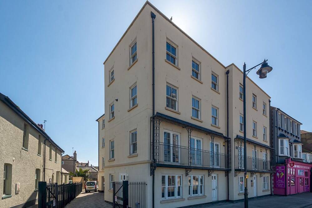 Geheel appartement, Pass the Keys | Sunset Cottage Luxury Home On The Seafront in Herne Bay, Kent