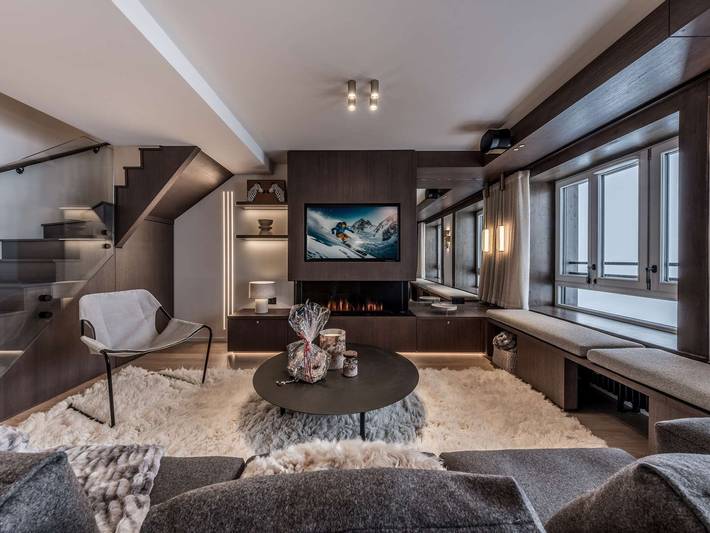 Appartement entier, Appartement ski aux pieds à Courchevel avec cheminée, parking, Wi-Fi pour 9 personnes in Courchevel 1850, Saint-Bon-Tarentaise
