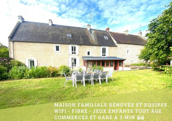 Location de vacances pour 9 personnes, avec Terrasse et Jardin dans Percy-en-Auge