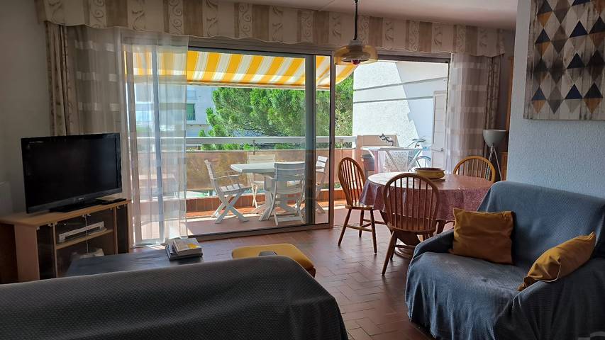 Gîte pour 6 personnes, avec terrasse, animaux acceptés dans Plage Maillol - 2