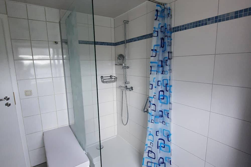 Ganze Wohnung, Ferienwohnung Fewo am Schloss in Stavenhagen, Mecklenburgische Seenplatte